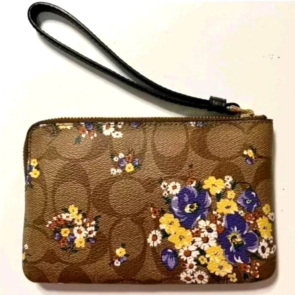 Coach Corner Zip Wristlet Floral Medley Bouqet - Purple & Yellow *FAST SHIPPING* - Picture 3 of 7